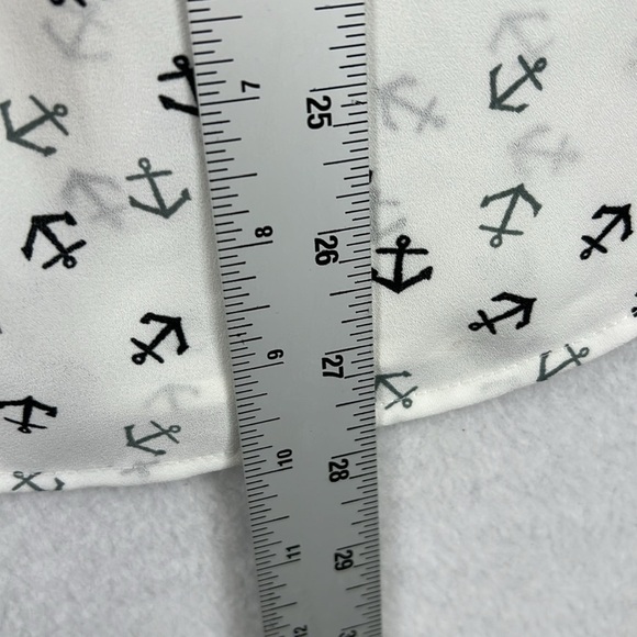 Daniel Rainn Women’s Blouse Sz XS White w/Navy & Gray Anchors 100% Polyester EUC - Picture 10 of 10
